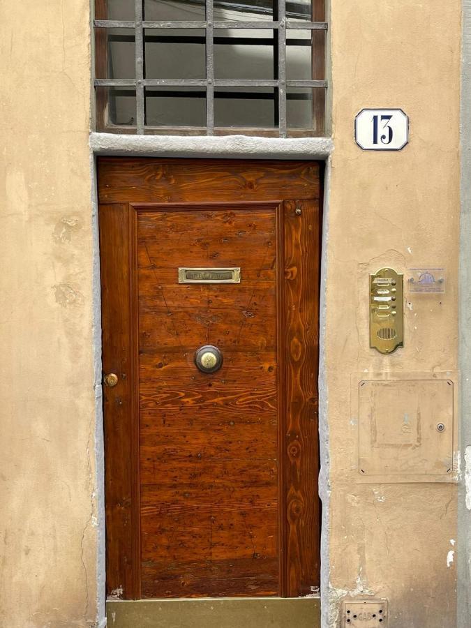 Unique And Antique Apartment ฟลอเรนซ์ ภายนอก รูปภาพ
